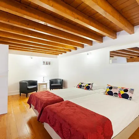 Bica 10 Apartment *