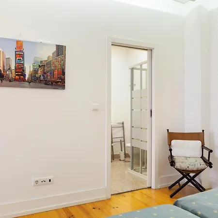 Bica 10 Apartment *