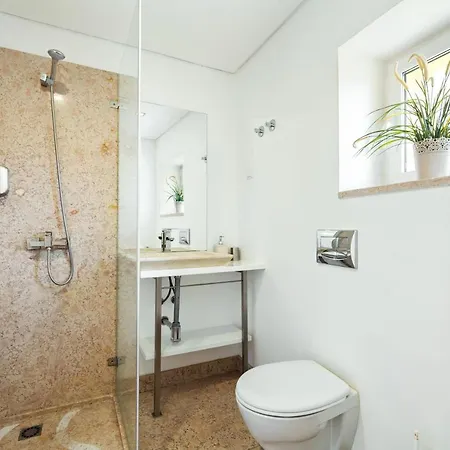 Apartment Bica 10